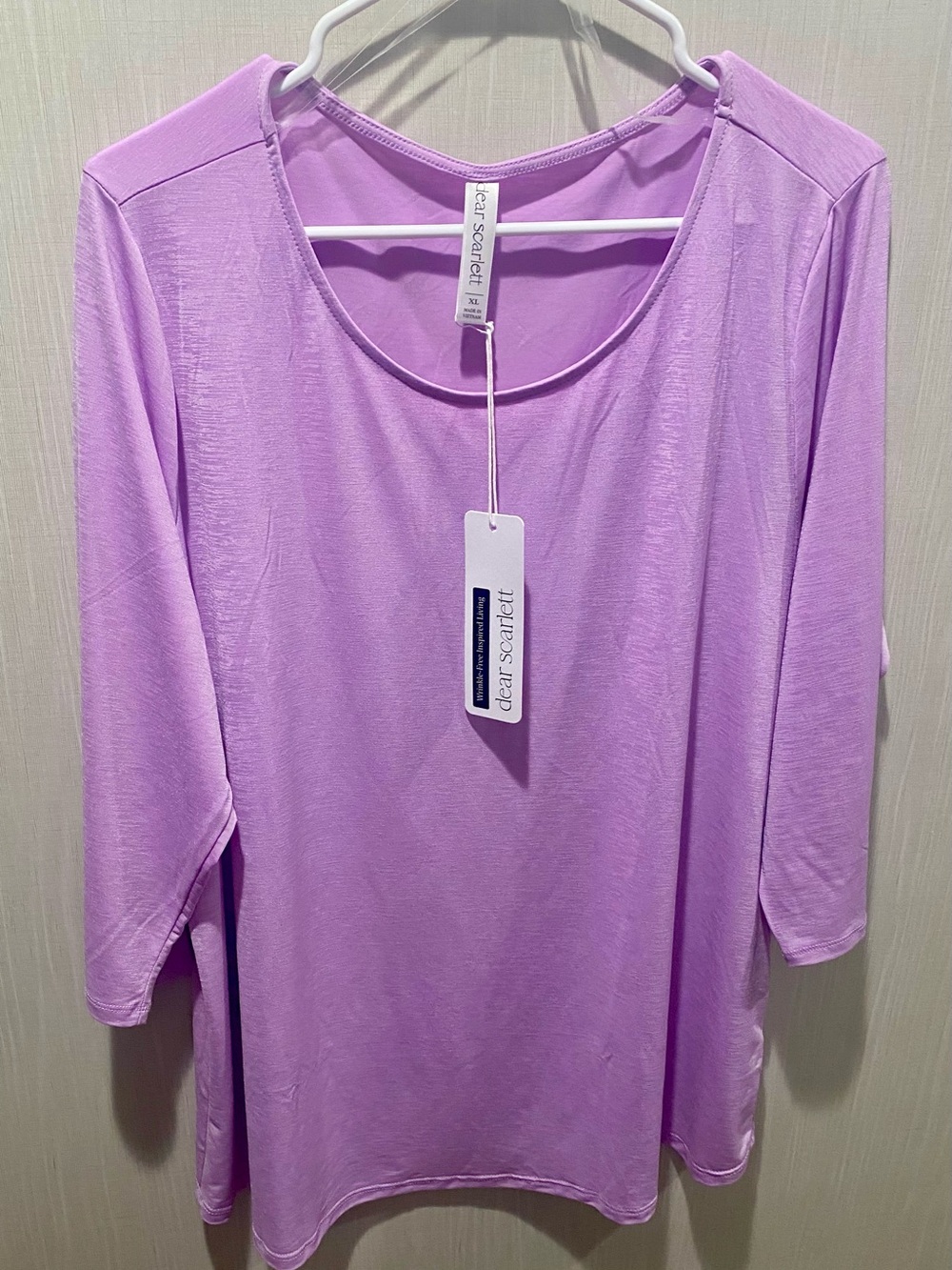 DearScarlett Lavender Scoop Neck Women's Top